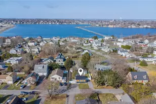 100 Renfrew Ave, Middletown, RI 02842 - Photo 27