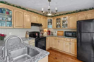 220 Plainfield Pike, Scituate, RI 02857 - Photo 9