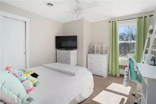 9 Heath St, Johnston, RI 02919 - Photo 17