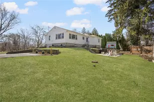 9 Heath St, Johnston, RI 02919 - Photo 35