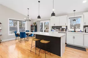 38 Overbrook Ave, Warwick, RI 02889 - Photo 15