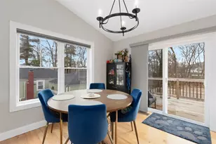 38 Overbrook Ave, Warwick, RI 02889 - Photo 9