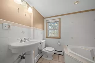 111 Verndale St, Warwick, RI 02889 - Photo 27