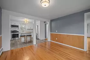 111 Verndale St, Warwick, RI 02889 - Photo 7