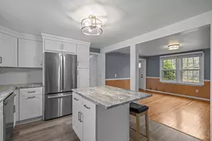 111 Verndale St, Warwick, RI 02889 - Photo 11