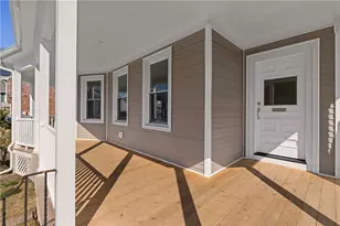 54 E Earle St, Cumberland, RI 02864 - Photo 5