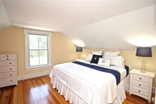 105 John St, Newport, RI 02840 - Photo 15