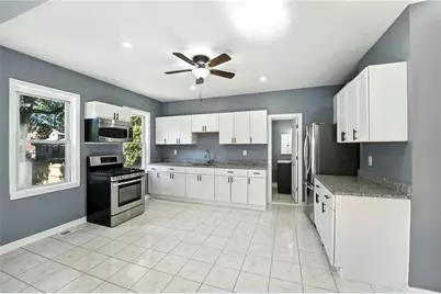 32 Carver Street, Pawtucket, RI 02860 - Photo 13