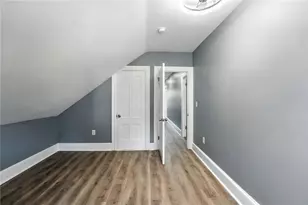 32 Carver St, Pawtucket, RI 02860 - Photo 37