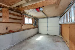 185 Parkside Ave, Pawtucket, RI 02861 - Photo 31