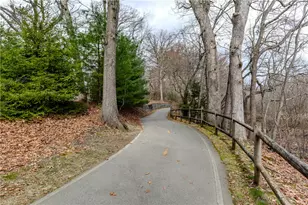 185 Parkside Ave, Pawtucket, RI 02861 - Photo 21