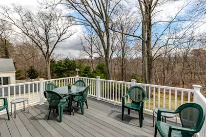 185 Parkside Avenue, Pawtucket, RI 02861 - Photo 17