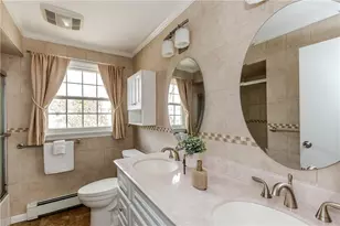 185 Parkside Ave, Pawtucket, RI 02861 - Photo 11