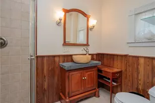 17 Lincoln St, Newport, RI 02840 - Photo 9