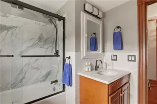 23 Clinton St, Newport, RI 02840 - Photo 25