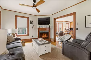 23 Clinton St, Newport, RI 02840 - Photo 7