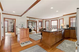 23 Clinton St, Newport, RI 02840 - Photo 15