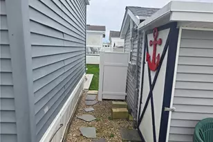 689 Succotash Rd, South Kingstown, RI 02879 - Photo 27