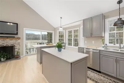 125 Montauk Road, Narragansett, RI 02882 - Photo 7