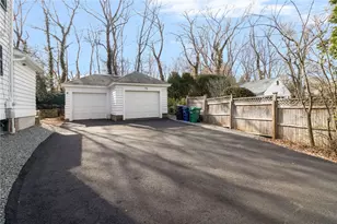 291 Spencer Ave, Warwick, RI 02818 - Photo 3
