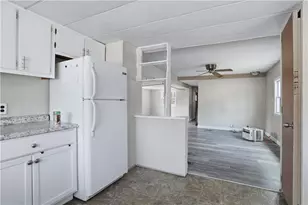 53 Park Ln, Coventry, RI 02816 - Photo 3