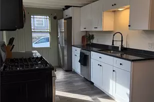 16 Canal St, Woonsocket, RI 02895 - Photo 7