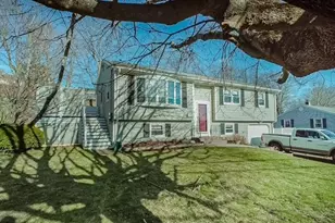 27 Grandview Dr, West Warwick, RI 02893 - Photo 1