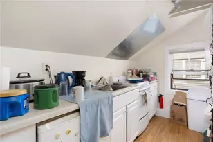 407 Benefit St, Providence, RI 02903 - Photo 15