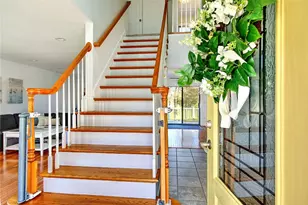 247 Randall Ave, Warwick, RI 02889 - Photo 5