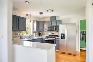 247 Randall Ave, Warwick, RI 02889 - Photo 17