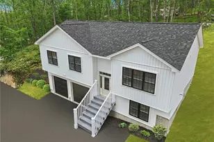 51 Birch Rd, Cumberland, RI 02864 - Photo 3