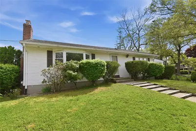 183 First Avenue, East Greenwich, RI 02818 - Photo 1