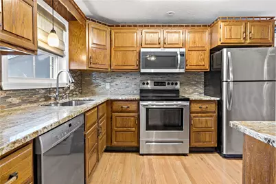 5 Luther Avenue, East Providence, RI 02914 - Photo 11