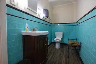 185 Spring St, Woonsocket, RI 02895 - Photo 23