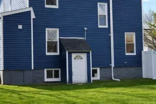 58 Alexander St, Providence, RI 02907 - Photo 5