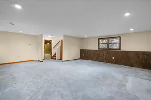 285 Randall Ave, Warwick, RI 02889 - Photo 25