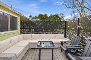 48 Roger Williams Dr, Johnston, RI 02919 - Photo 11