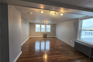 968 Elm St, Woonsocket, RI 02895 - Photo 1