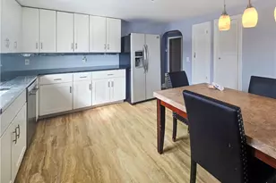 930 Elm St, Woonsocket, RI 02895 - Photo 3