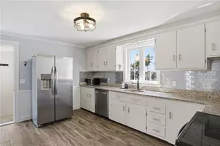 17 Goulart Ave, Bristol, RI 02809 - Photo 3