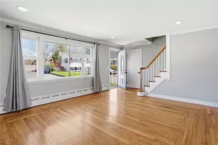 17 Goulart Ave, Bristol, RI 02809 - Photo 5