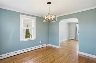 17 Goulart Ave, Bristol, RI 02809 - Photo 9