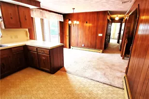 34 Cross St, Lincoln, RI 02838 - Photo 9