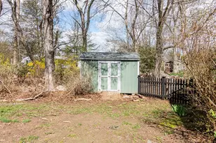 34 Gentian Dr, South Kingstown, RI 02879 - Photo 7