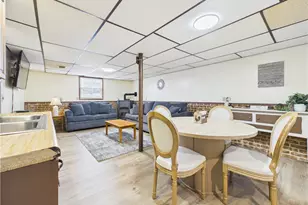 11 Meadow St, Pawtucket, RI 02860 - Photo 17