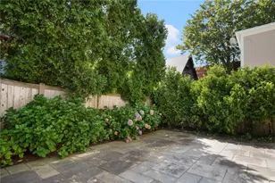 109 Church St, Newport, RI 02840 - Photo 25