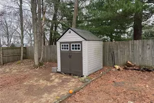 516 Church Ave, Warwick, RI 02889 - Photo 39