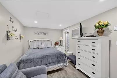 22 Connecticut Avenue, Middletown, RI 02842 - Photo 23