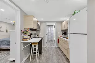 22 Connecticut Ave, Middletown, RI 02842 - Photo 27