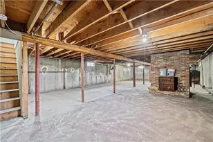 51 Arrowhead Ln, Portsmouth, RI 02871 - Photo 17